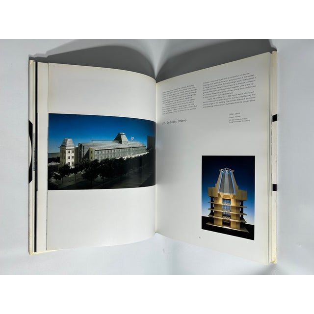 2000s Illustrated Folio, Andy Whyte's Skidmore, Owings & Merrill Llp: Architecture and Urbanism 1995-2000 - 1 Book For Sale - Image 10 of 17