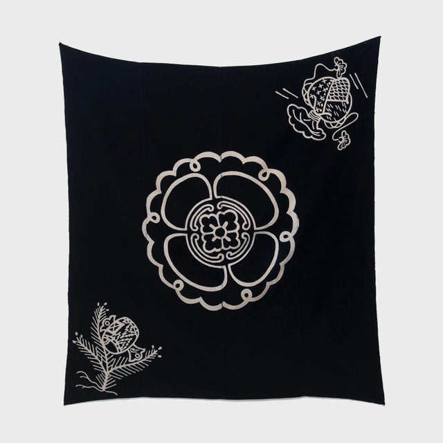 Textile Vintage Japanese Indigo Folk Kamon Textile For Sale - Image 7 of 8