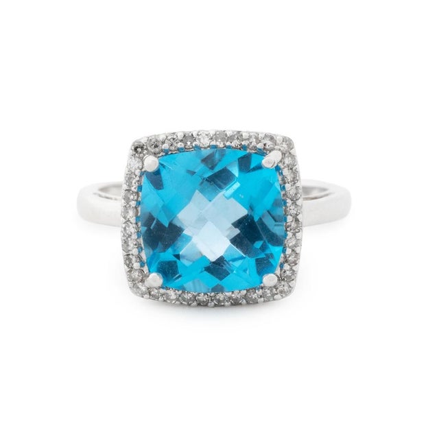 Contemporary 14k White Gold Blue Topaz Diamond Ring For Sale - Image 3 of 10