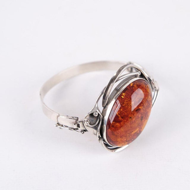 Bangle in Silver and Amber For Sale - Image 9 of 10