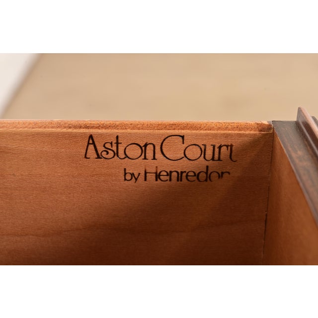 Henredon Georgian Banded Mahogany and Burl Wood Chest of Drawers, Newly Refinished For Sale - Image 9 of 18