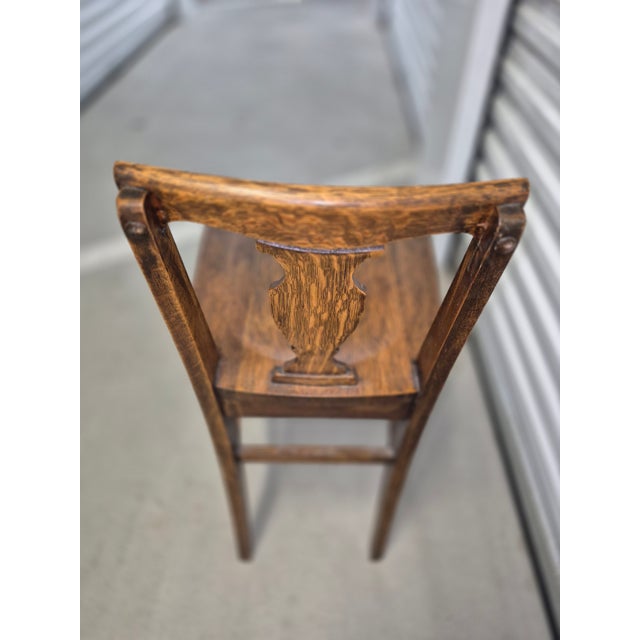20th-Century Antique American Oak Children's "T-Back" or "Vase-Back" Country Kitchen Side Chair For Sale - Image 4 of 9