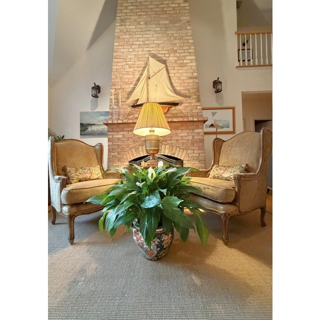 French Pair of Custom Louis XV–Style Wingback Bergère Chairs With Botanical Pheasant Upholstery For Sale - Image 3 of 18