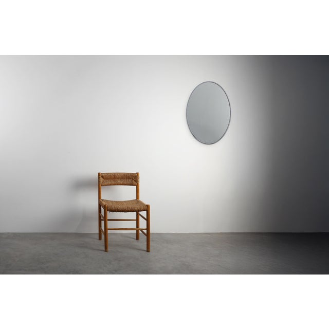 This refined Belgian Art Deco mirror from around 1925 embodies the sleek modernity and understated glamour that defined...