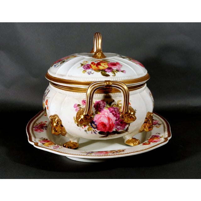 Derby Porcelain Large Flower-Painted Soup Tureen, Cover and Stand With Gilt Lion Masks and Paw Feet, Circa 1815–1825 For Sale In Philadelphia - Image 6 of 12