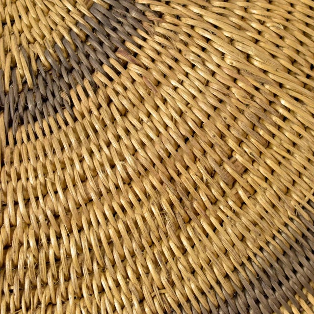 Textile Early 20th Century Makenge Flat Wedding Basket 19.0 Inch Zambia For Sale - Image 7 of 7