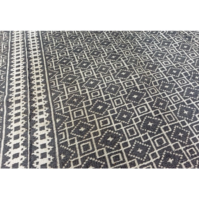 High-quality Antique Indian Gray, White Handmade Cotton Agra For Sale In New York - Image 6 of 9