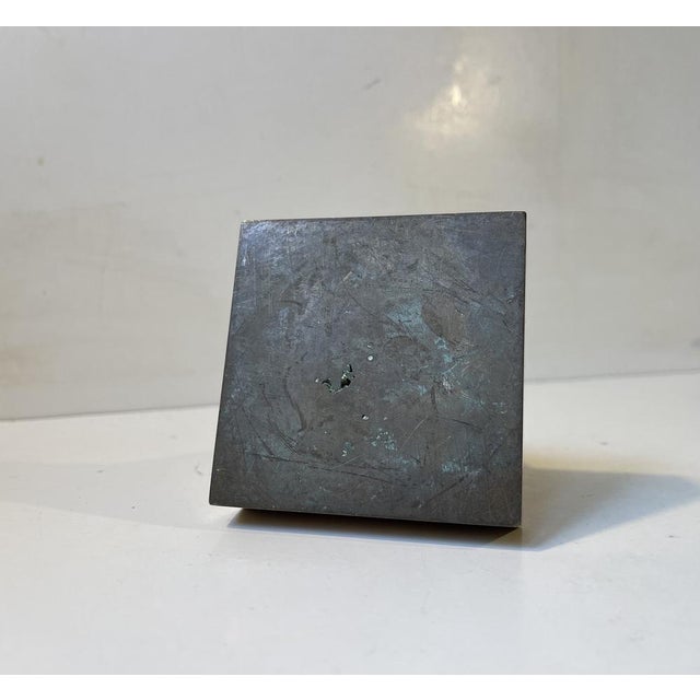 Bauhaus Art Deco Obelisk in Heavy Bronze, 1930s For Sale - Image 3 of 6