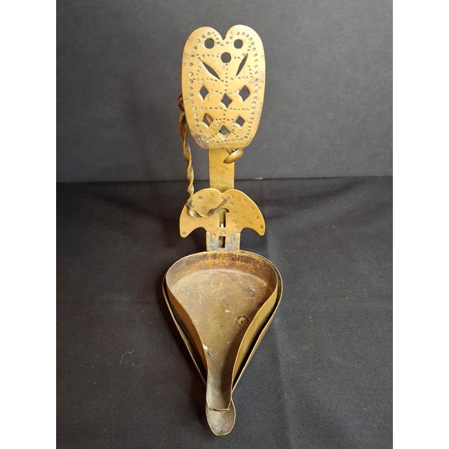 18th Century 18th C Rare Museum Grade Antique Brass Double Crusie Phoebe Lamp Huge 8.5" Pierced Backplate Marked For Sale - Image 5 of 16