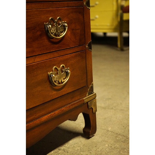 Henredon 1970s Henredon Asian Inspired 3 Drawer Bachelors Chest. For Sale - Image 4 of 13