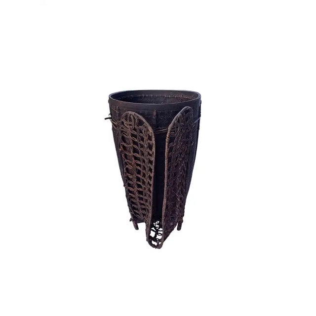 Vintage Rattan Basket Dayak Tribe Hand-Woven From Kalimantan, Borneo For Sale - Image 9 of 10