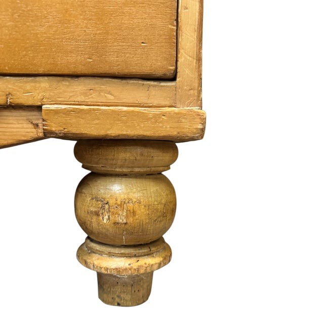 19th Century 19th Century Victorian Pine Chest of Drawers For Sale - Image 5 of 11