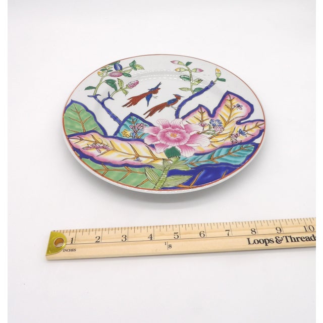 1970s Vintage Tobacco Leaf Plate – Hand-Painted Phoenix Birds, Floral Design (10 1/2") For Sale - Image 5 of 7
