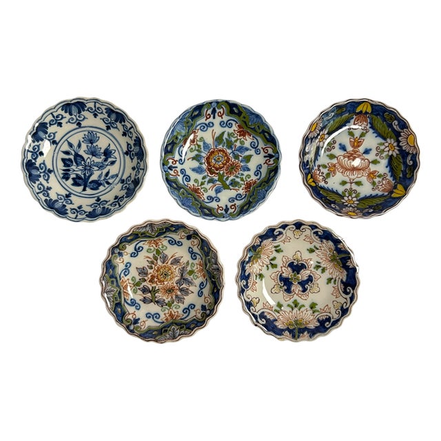 Vintage Tichelaar Makkum Hand-Painted Small Wall Plates, 1960s, Set of 5 For Sale