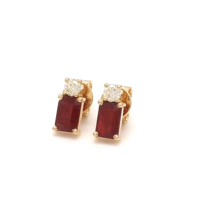 1.24 cts Natural ruby and 0.21 diamond earrings in 14k gold For Sale - Image 11 of 18