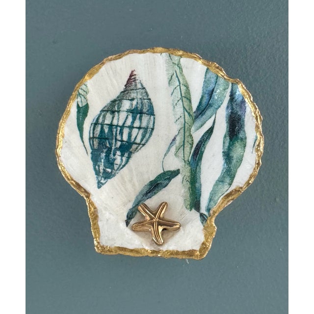 2020s Costal Seashell Trinket Dishes Set of 3. For Sale - Image 5 of 6