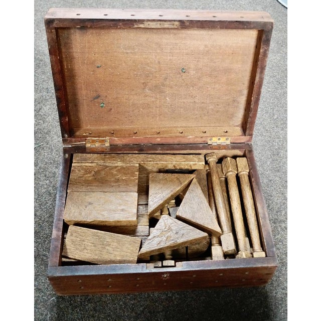 Wood Victorian Architectural Wooden Blocks in Original Box, 1880s, Set of 20 For Sale - Image 7 of 7