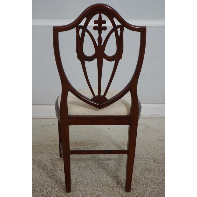 Set of 6 Federal Style Mahogany Shield Dining Room Chairs For Sale - Image 4 of 12