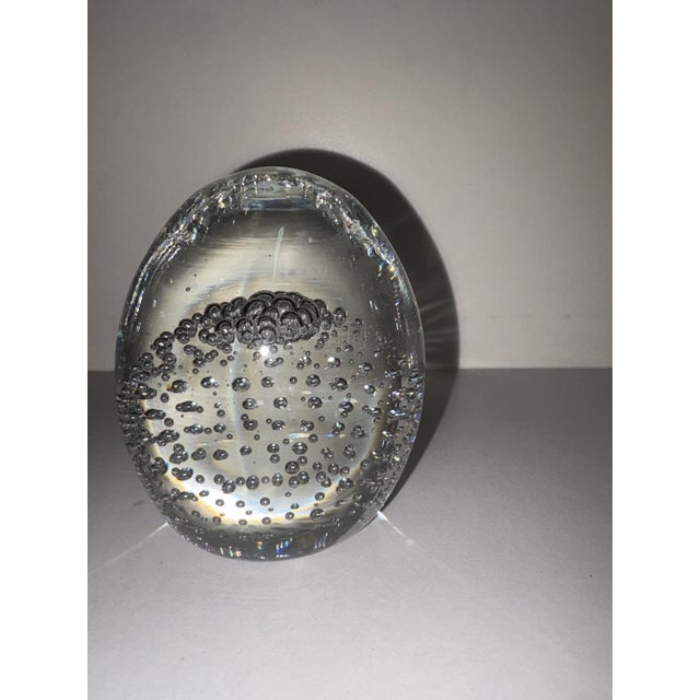 Murano Glass Egg-Shaped Paperweight, 1950 For Sale - Image 3 of 6