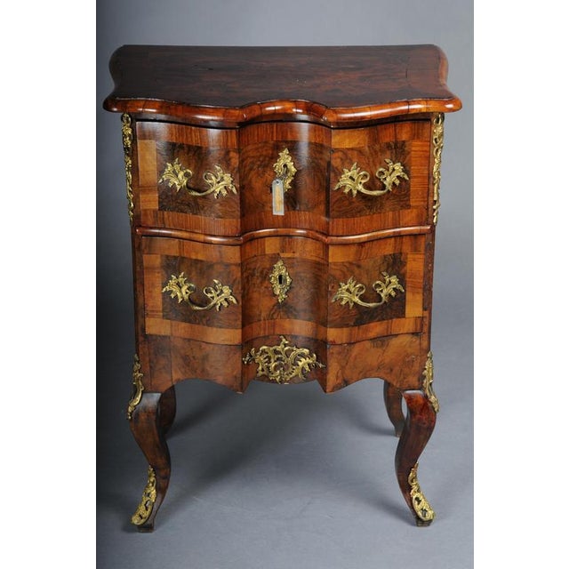 Antique Chest of Drawers in Oak with Walnut Veneer, Dresden, 1870 For Sale - Image 3 of 17