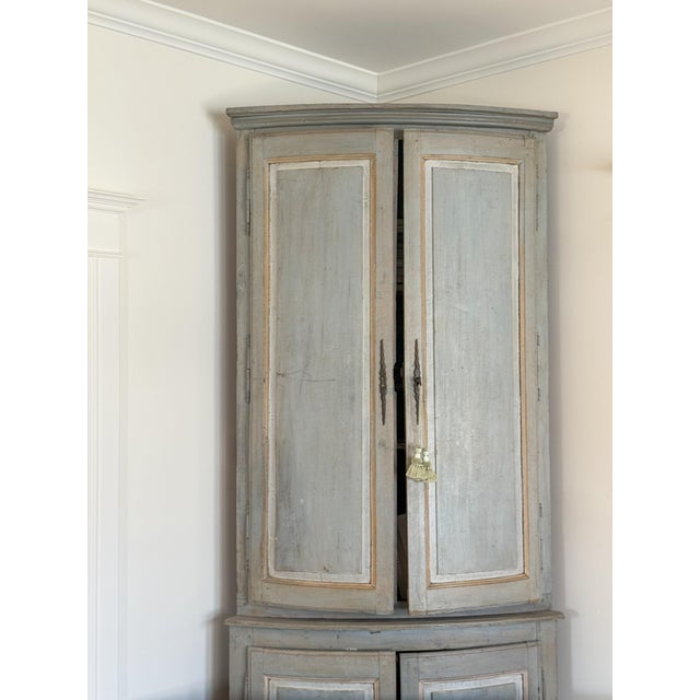 19th Century Antique French Painted Corner Cabinet, Lined in French Toile For Sale - Image 5 of 10