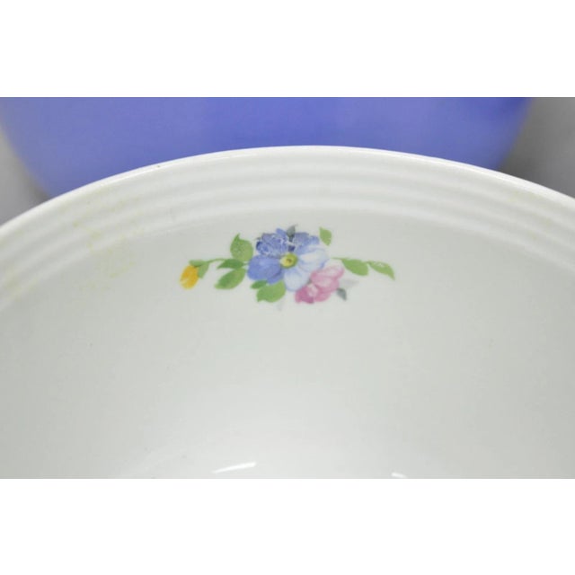 Vintage Hall's "Rose Parade" 1259 Blue Ceramic Nesting Mixing Bowls - Set of 3 For Sale - Image 9 of 13