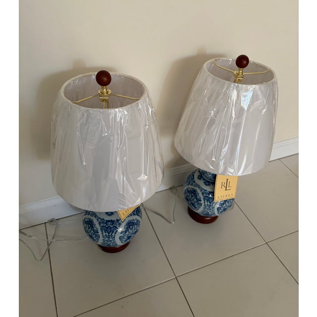 Blue Ralph Lauren Chinoiserie Double Gourd Porcelain Lamps. A Pair For Sale - Image 8 of 9