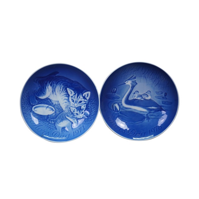Mid-Century Modern Late 20th Century 13pc Bing & Grondahl B&g Denmark Copenhagen Cobalt Blue Christmas Plates For Sale - Image 3 of 14