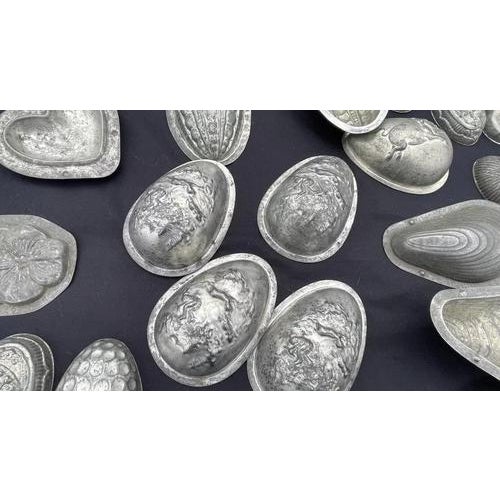 Antique Metal Chocolate Molds, 1900s, Set of 129 For Sale - Image 14 of 18