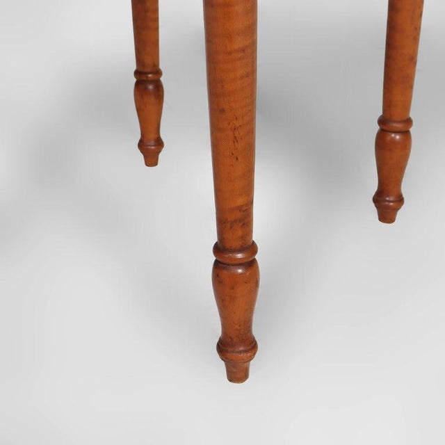 Mid 19th Century Sheraton Tiger Maple Single Drawer Stand With Opalescent Glass Knob C1840 For Sale - Image 5 of 12