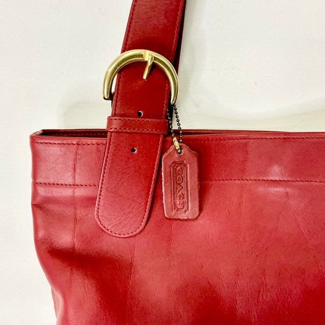 Metal 1996 Vintage Boho Chic Coach Soho Lafayette Red Leather Tote, F6h-4140. For Sale - Image 7 of 13