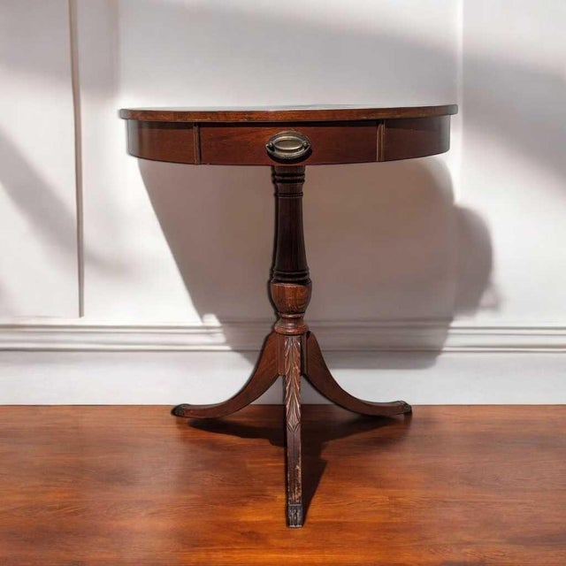 Mid-Century Modern Mid-Century Mersman Round Wood Pedestal Side Table With Drawer For Sale - Image 3 of 17