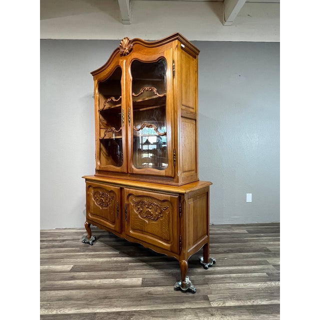 Traditional 1960s Mid Century Belgian Oak Display Cabinet For Sale - Image 3 of 11