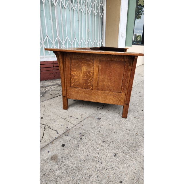 Brown 1980s Stickley Mission Oak Sofa For Sale - Image 8 of 12