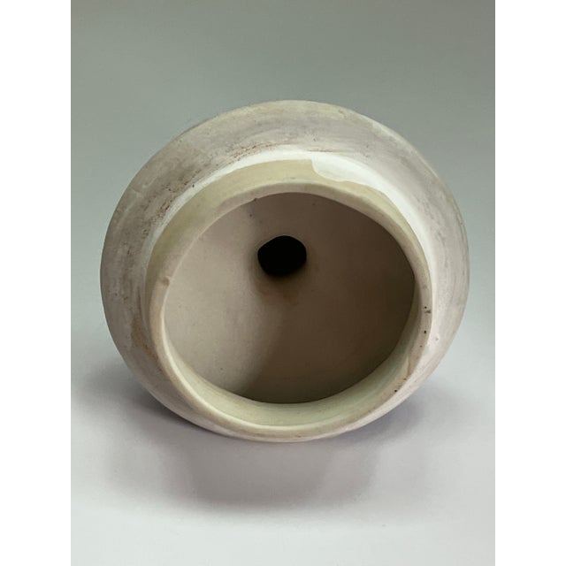 Blue and White Flower Chinoiserie Large Pumpkin Jar For Sale - Image 4 of 7