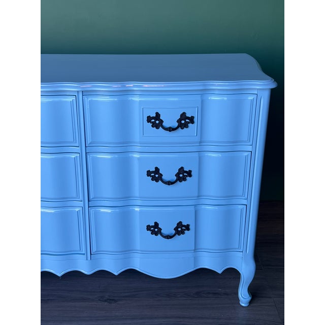 Wood 1970's French Provincial Light Blue Lacquered Dresser For Sale - Image 7 of 16