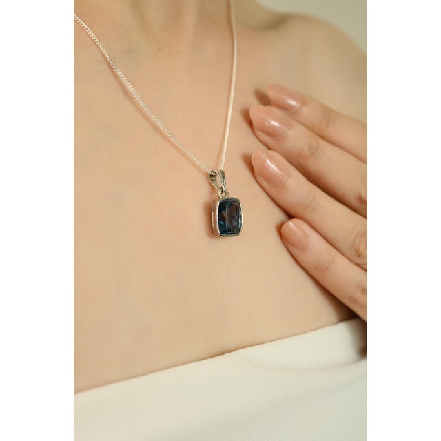 Silver Classic 925 Sterling Silver Pendant in 6.5 Ct Natural London Blue Topaz For Sale - Image 8 of 12