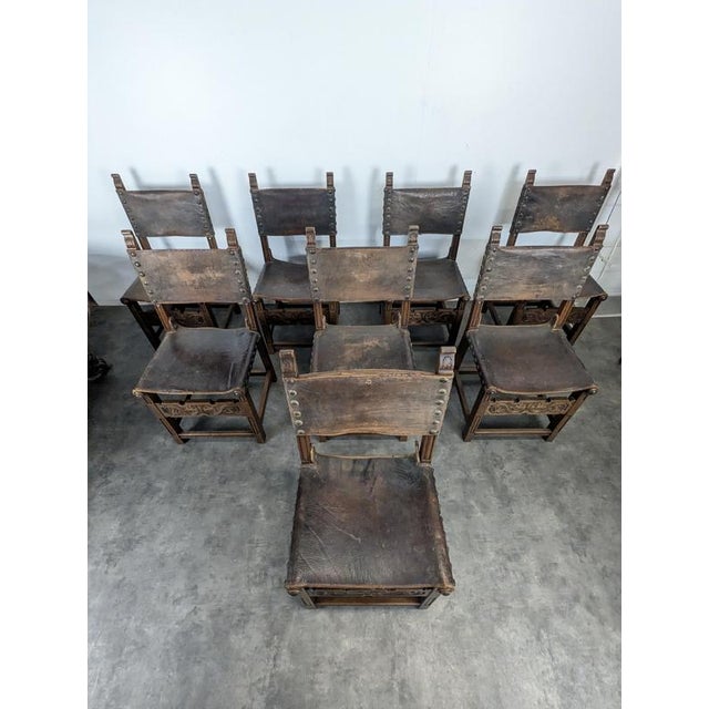 Gothic Chairs in Oak and Studded Leather, Set of 8, in Very Good conditions.