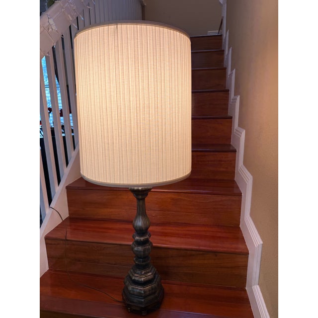 Mid-Century Modern Vintage Hollywood Regency Baluster Table Lamp by Sandel With Fluted Drum Shade For Sale - Image 3 of 8