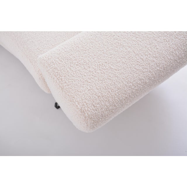 Mid-Century White Teddy Fur Capri Sofa attributed to Johannes Andersen, 1960s For Sale - Image 17 of 18