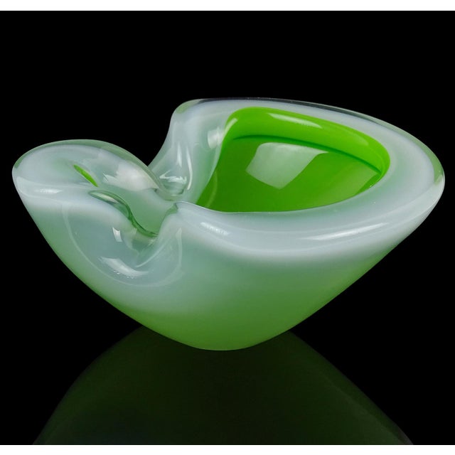 Mid 20th Century Murano Vintage Opalescent Green White Italian Art Glass Decorative Folded Rim Bowl Ashtray For Sale - Image 5 of 6
