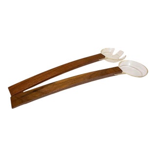 1960s Dansk-Style by Najeeb Modern Flat Walnut Wood Lucite Salad Server Utensil Set- 2 Pieces For Sale