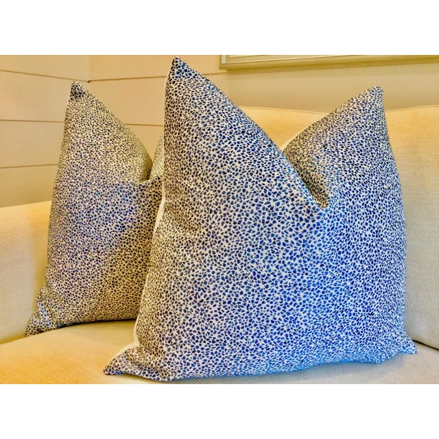 Woven exclusively just for Accentmarks is "Spot On" in Lakeland blue. Features stylized a gorgeous raised velvet animal...