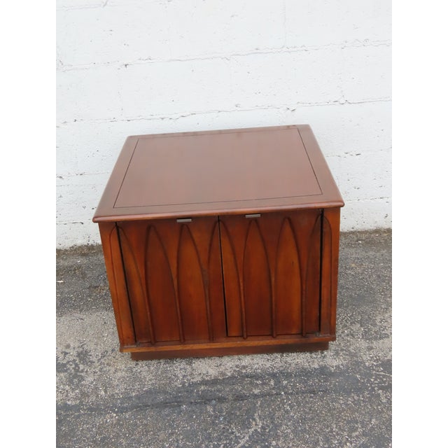 Sears Pacesetter Mid Century Modern Nightstand Side End Lamp Table Commode 6314 For Sale - Image 4 of 12