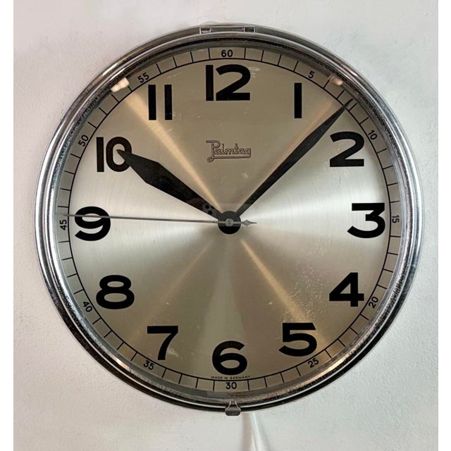 Metal Vintage German Electric Wall Clock from Palmtag, 1960s For Sale - Image 7 of 18