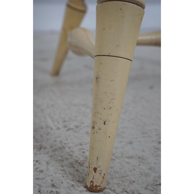 Pair of Vintage 2 Tone Bow Back Windsor Chairs For Sale - Image 15 of 18