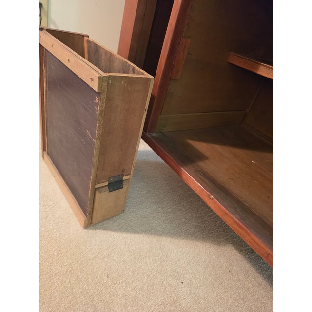 Early 19th Century Ohio Valley Cherry Secretary Desk With Hidden Compartment For Sale - Image 10 of 18