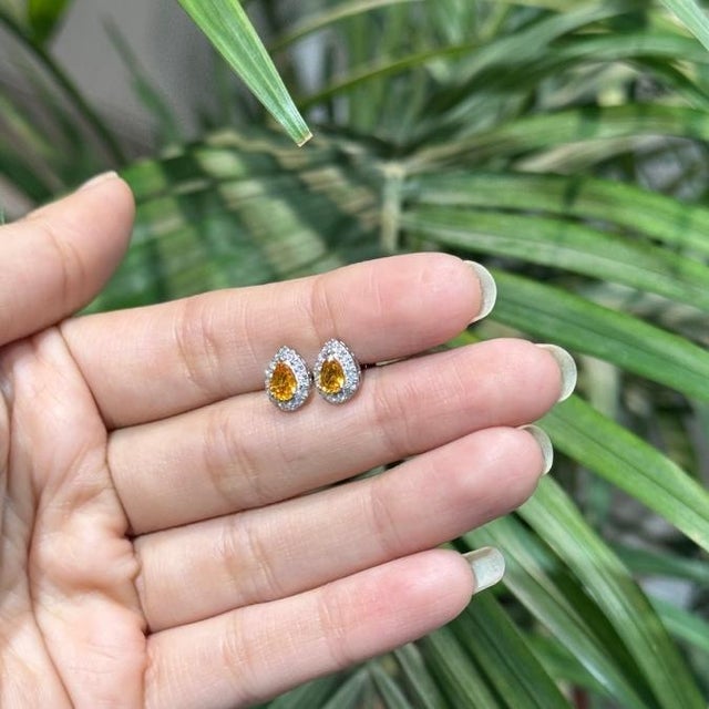 1 Ct Pear Cut Yellow Sapphire Stud Earrings With Diamonds in 14k Gold- A Pair For Sale In New York - Image 6 of 13
