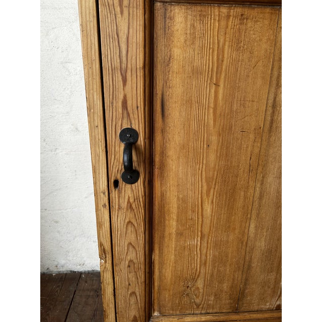 Wood English Pine Farmhouse Cupboard, 1890s For Sale - Image 7 of 10