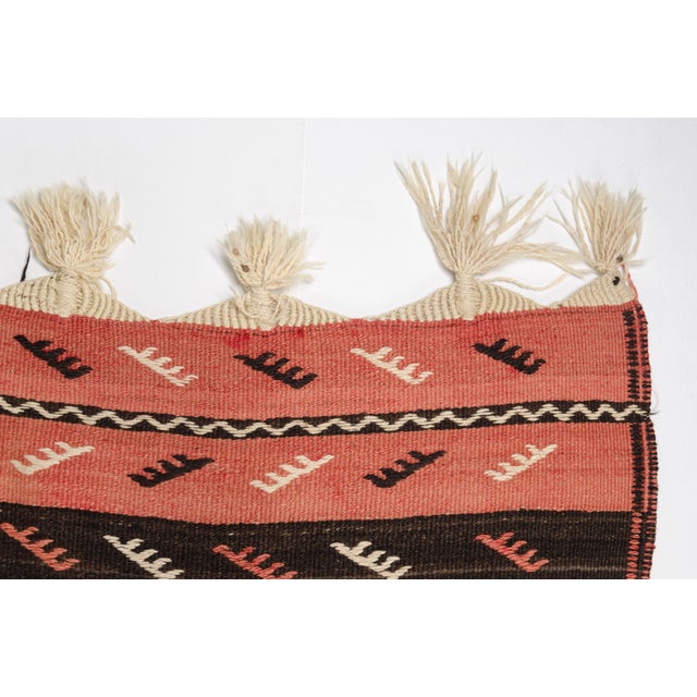 Turkish 1960s Handwoven Turkish Kilim With Tassels For Sale - Image 3 of 10